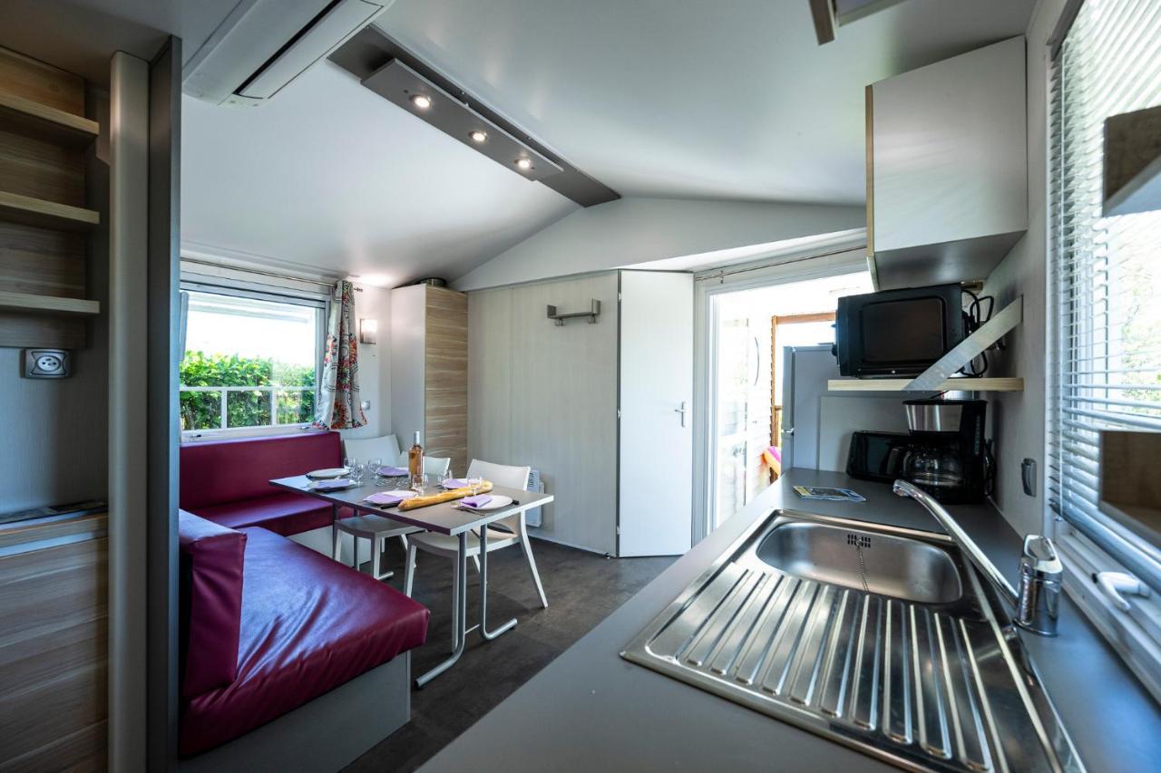 Charmant Camping Familiale 3 Etoiles Vue 360 Plage Piscine A Debordement Empl Xxl Лабом Экстерьер фото