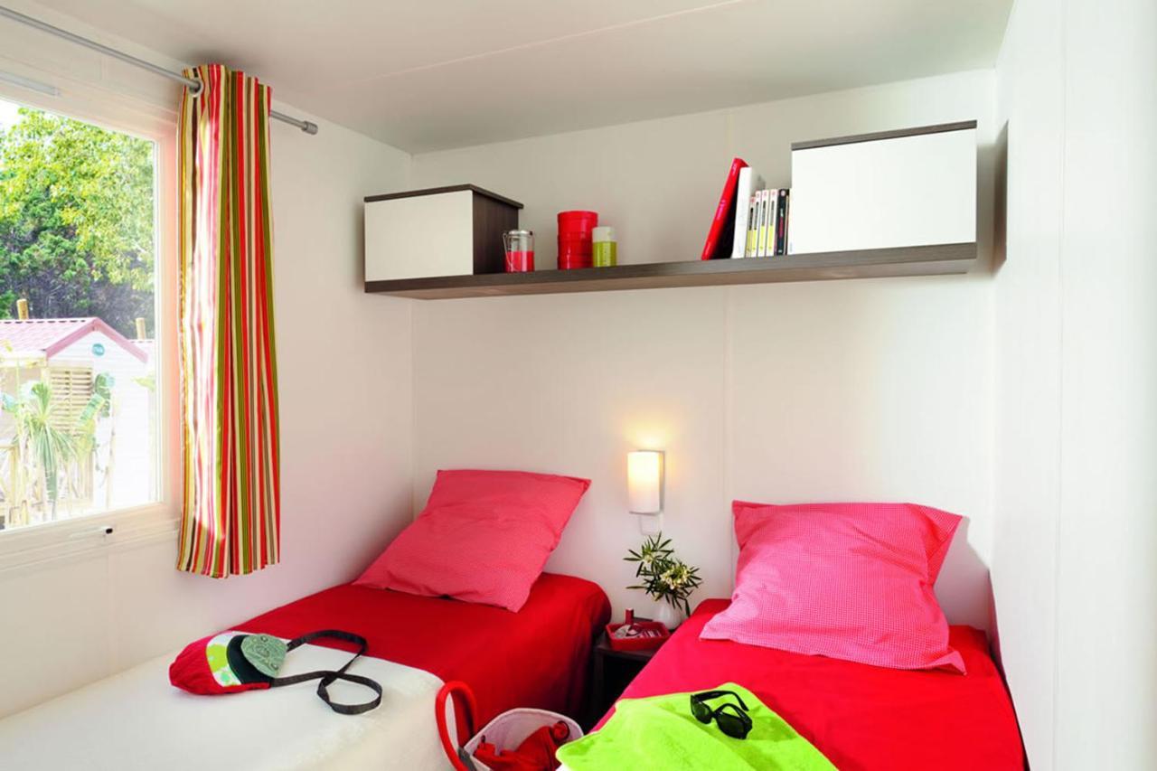 Charmant Camping Familiale 3 Etoiles Vue 360 Plage Piscine A Debordement Empl Xxl Лабом Экстерьер фото